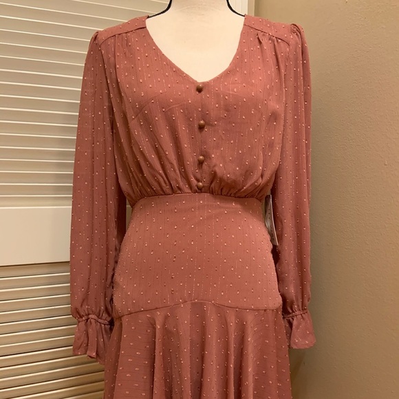 39. City Vibe from LA with Love Dress in Mauve - Picture 5 of 14